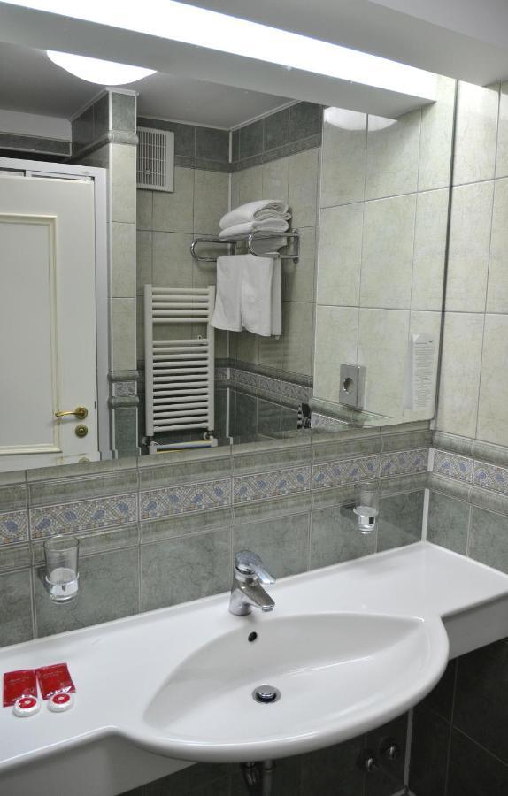 Hotel Iadolina Stâna de Vale Extérieur photo